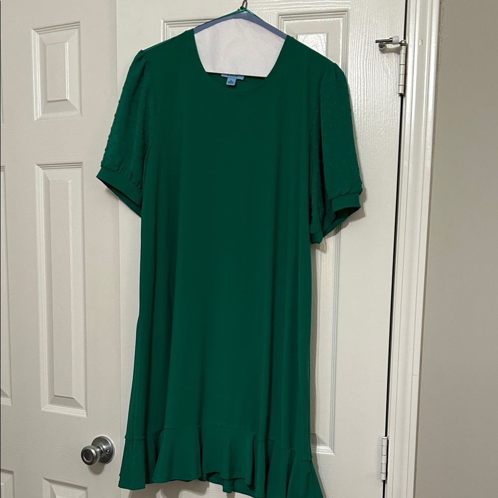 CeCe Vibrant Green Dress